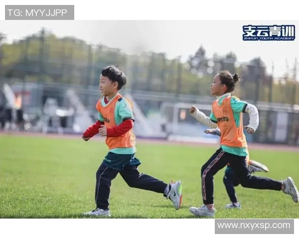 亲子足球：让孩子在快乐中成长，培养团队精神与运动能力的完美选择